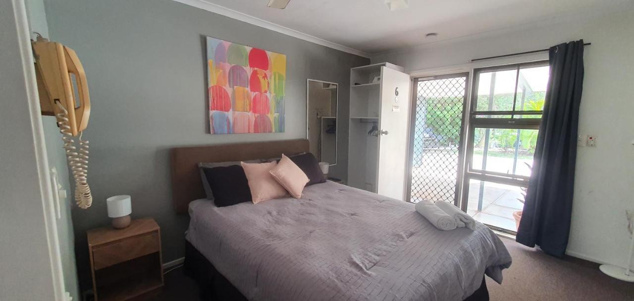 Bargara Motor Inn - Pet Friendly Dış mekan fotoğraf