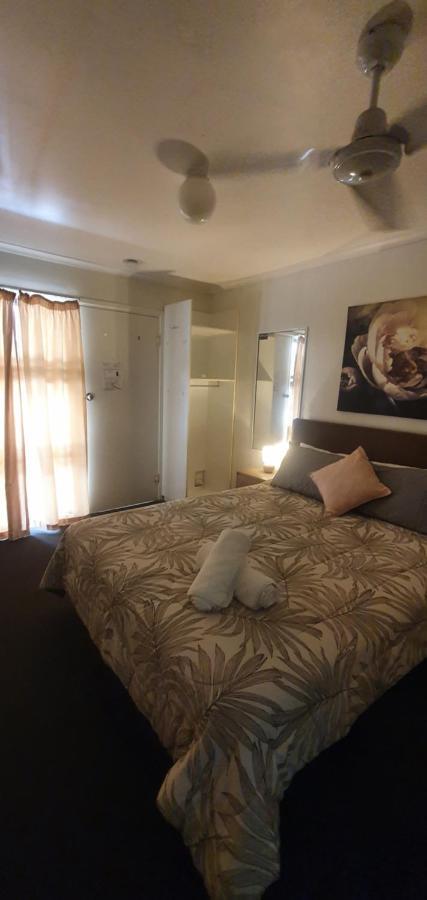 Bargara Motor Inn - Pet Friendly Dış mekan fotoğraf