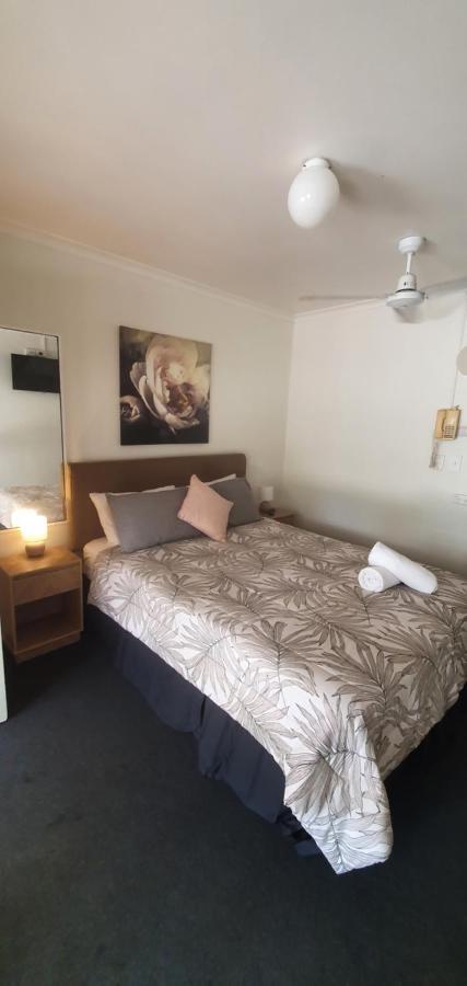 Bargara Motor Inn - Pet Friendly Dış mekan fotoğraf